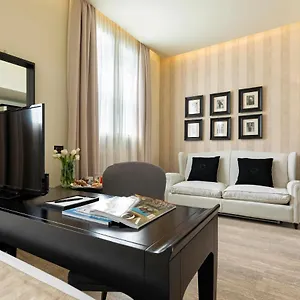 Profumo Maison Colosseo Guest house
