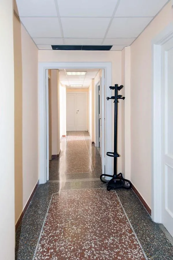 Laterano Guest House Roma 3*,