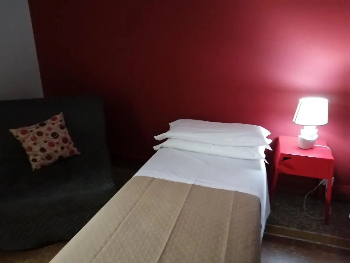 Laterano Guest House Roma 3*,  Italia